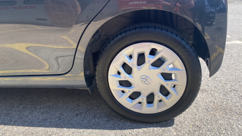 Toyota Aygo 1.0 VVT-i X-Play 5dr Petrol Hatchback